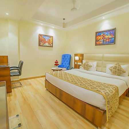 Hotel Hira Inn-10Mins From Railway Station & Bus Station Prayagraj Ngoại thất bức ảnh