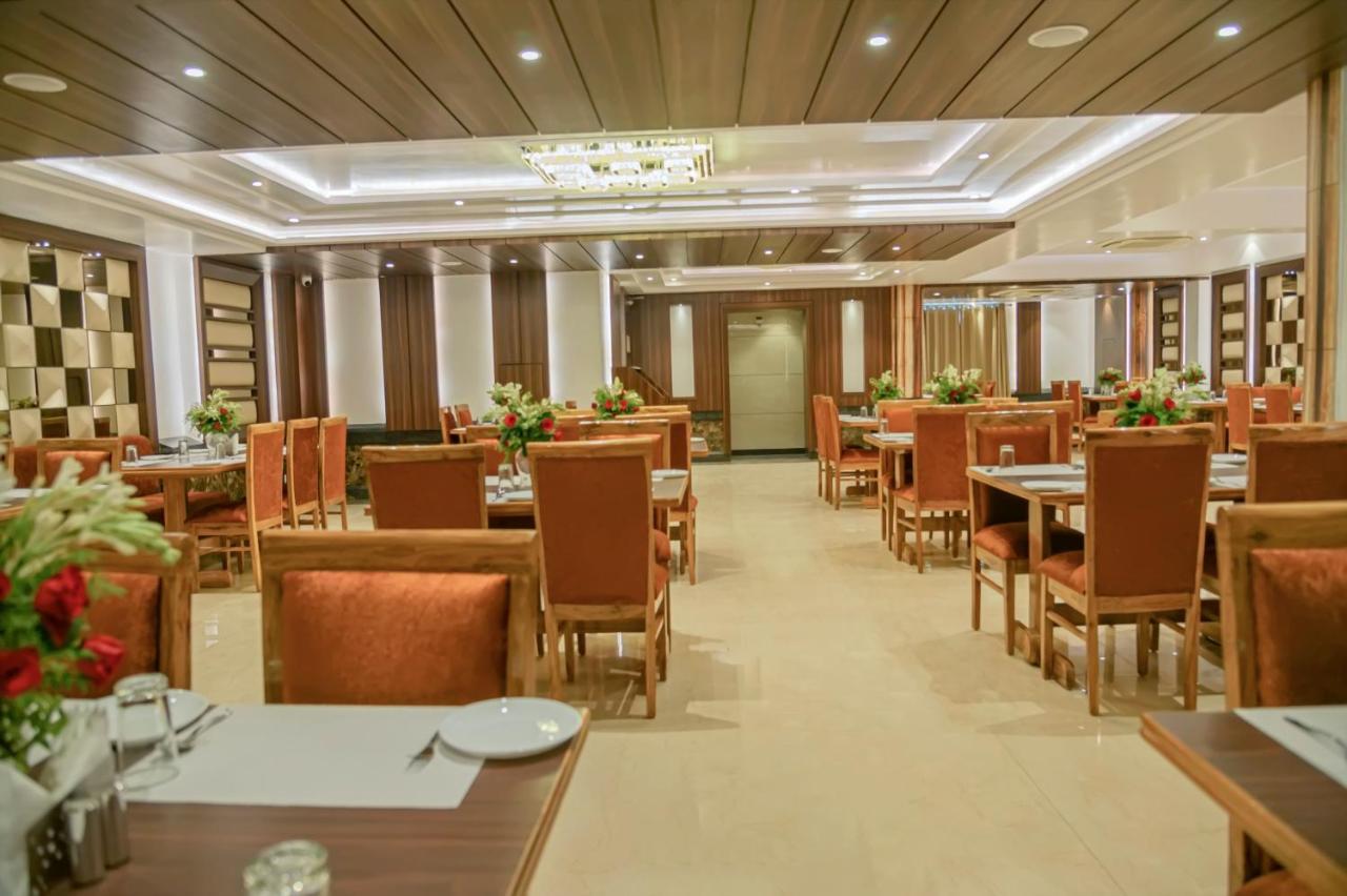 Hotel Hira Inn-10Mins From Railway Station & Bus Station Prayagraj Ngoại thất bức ảnh