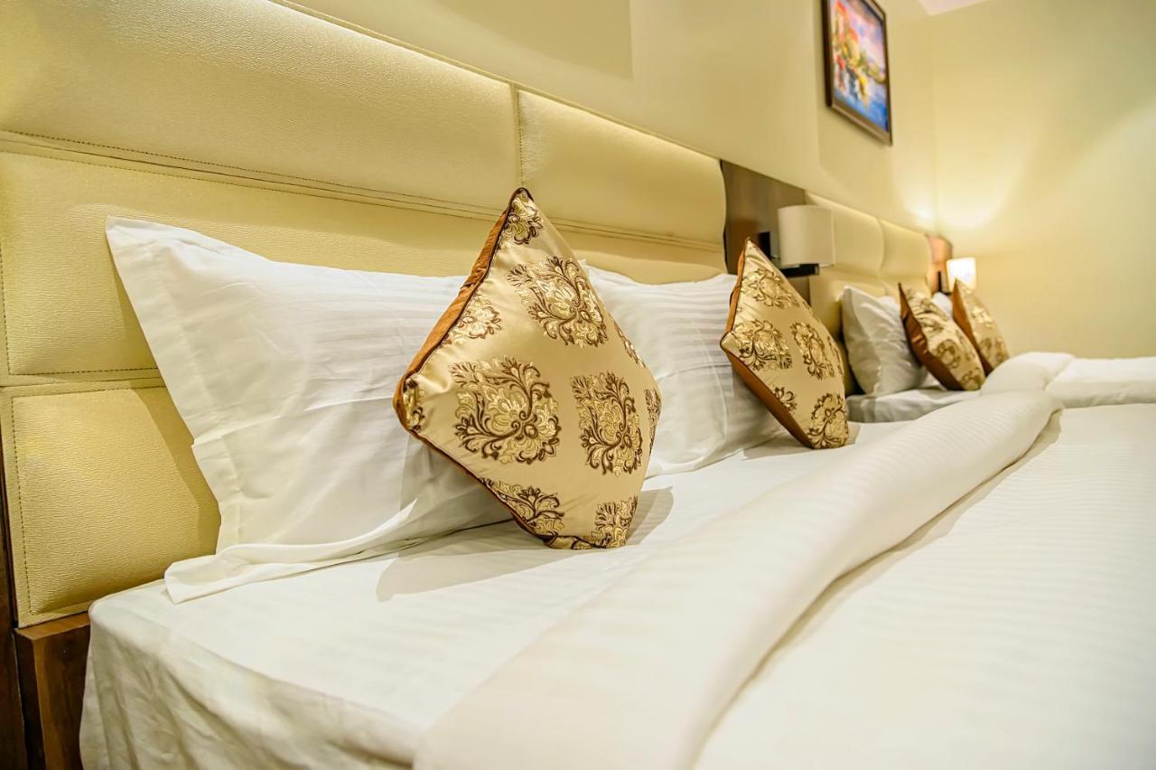 Hotel Hira Inn-10Mins From Railway Station & Bus Station Prayagraj Ngoại thất bức ảnh