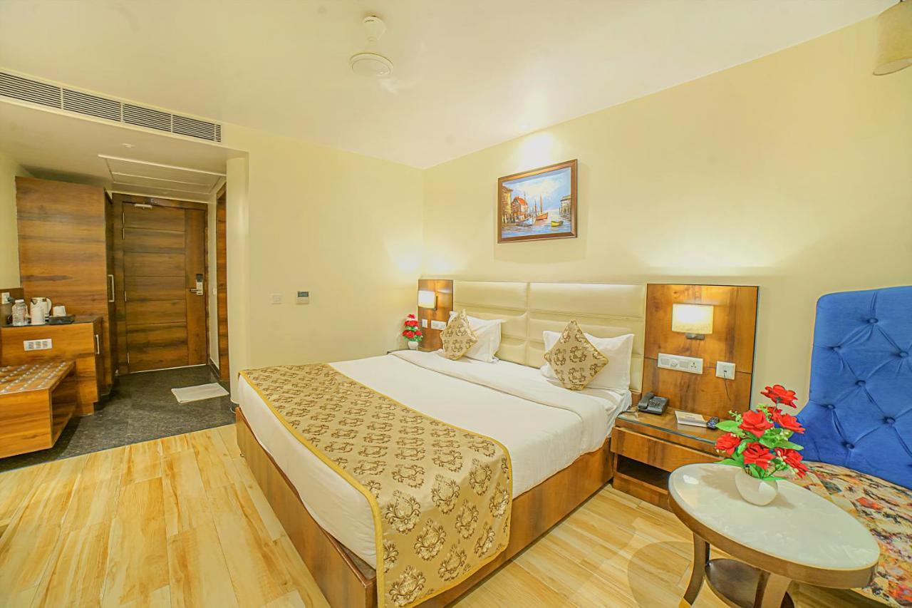 Hotel Hira Inn-10Mins From Railway Station & Bus Station Prayagraj Ngoại thất bức ảnh